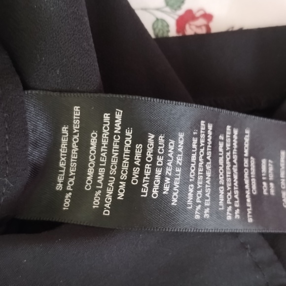 Alice + Olivia Black Sleeveless Romper 2 - Picture 8 of 10